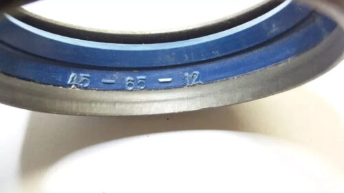 Mercedes Benz A0049975446 Differental Oil Seal W100 45 x 65 x 12