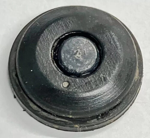 A2015040112 92-20 Coolant Tank Rubber Mount M104 M120 W124 W126 W129 W201 W202
