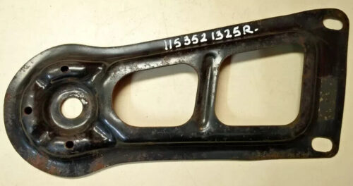 Mercedes Benz W114 W115 W123 W107 sub frame mounting support plate RIGHT