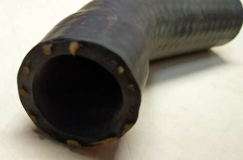 Mercedes Benz W123 A 123 832 1694 Heater hose pipe faucet & feed line