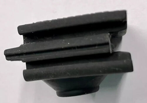 apparatus & control unit housing grommet A2109973781 W210