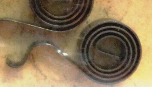 220s 220sb 220B 190 190DC 220SEB W110 Dynamo / Alternator Spring Thrust spring