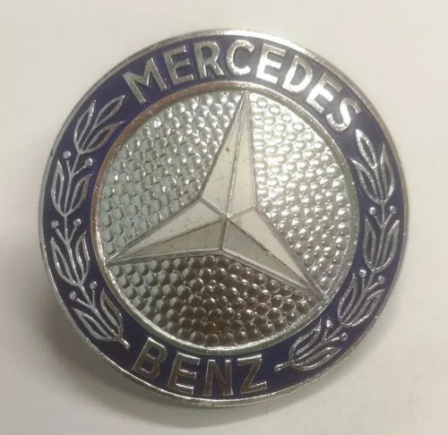 57-306.png Mercedes Benz Front Grill Badge A1158800188 5MM threaded bolt W111 W114 W115