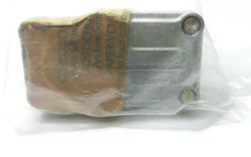Mercedes Benz M102 W123 W201 Bosch Warmlaufregler 0438140065 Warm-up regulator