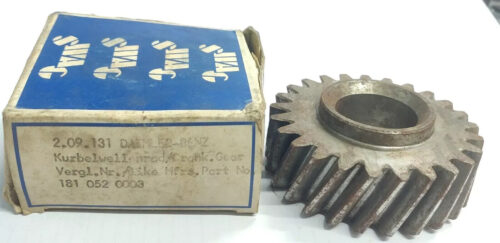 Mercedes M936 M191 M136 W136 W120 Crankshaft Gear A1810520003