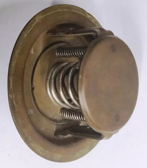 Mercedes Benz BEHR A0012030875 Cooling Water Thermostat Insert W120 W121