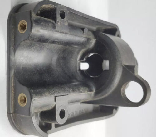 Mercedes Benz 4 speed Manual Transmission bearing bracket W107 W108 W109 W111
