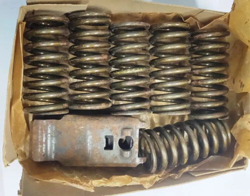 Pressure Plate Spring & Clutch Lever W120 W111