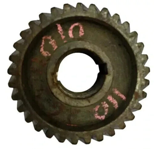 Mercedes Benz 4th speed gear 33 Teeth W110 HELICAL GEAR A1102630010