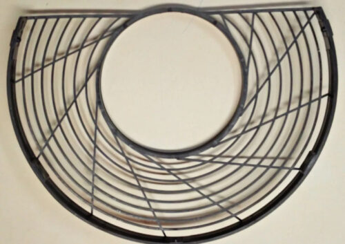 Mercedes Benz Radiator fan grille A1075030001 W201 W126 W107
