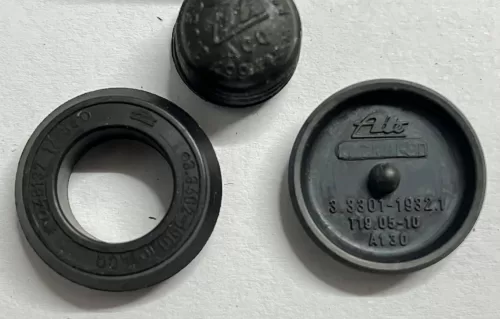 A0005861929 03 03501916.2 Clutch Master Cylinder Repair Kit W115